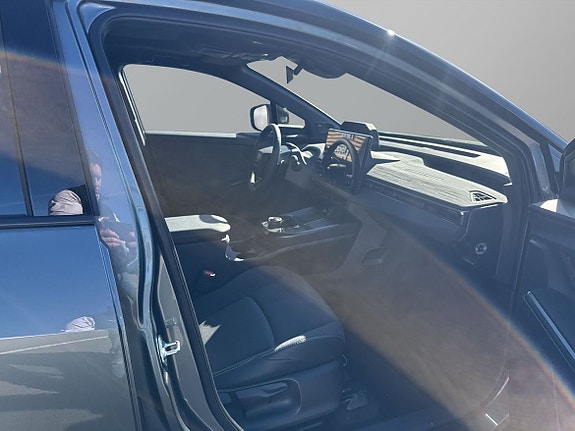 Toyota C-HR+ 6 of 14