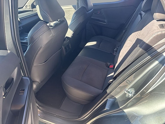 Toyota C-HR+ 7 of 14