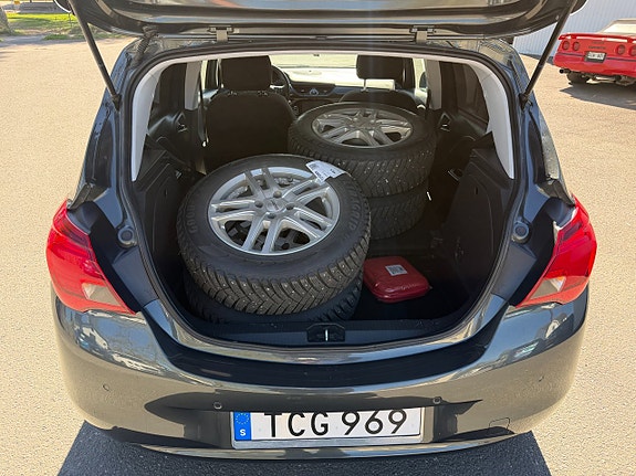 Opel Corsa 13 of 16