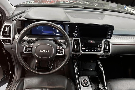 Kia Sorento 7 of 14