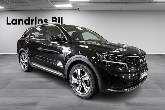 Kia Sorento 3 of 14