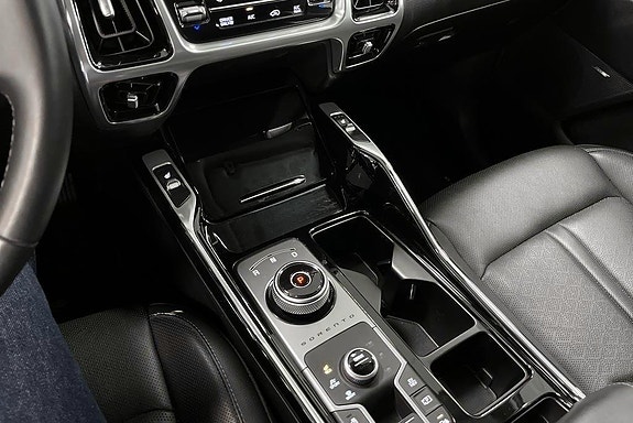 Kia Sorento 12 of 14