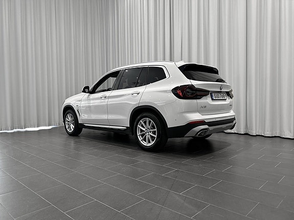 BMW X3 3 of 5