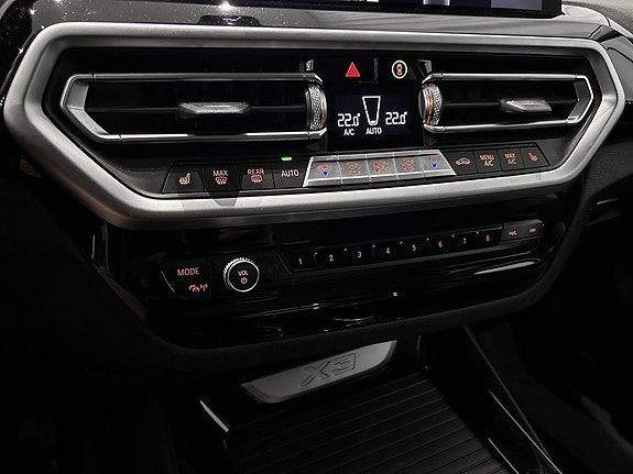 BMW X3 14 of 15