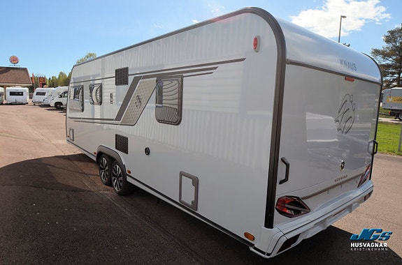 Knaus SÜDWIND BLACK SELECTION 650 UDF 4 of 11