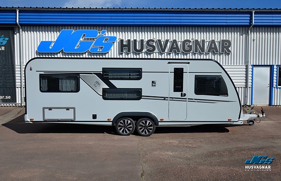 Knaus SÜDWIND BLACK SELECTION 650 UDF