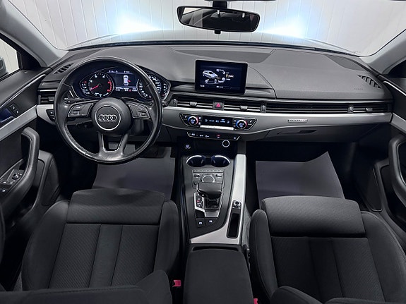 Audi A4 11 of 29