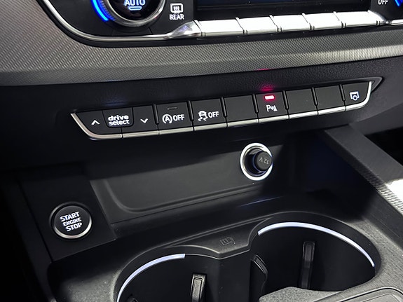 Audi A4 24 of 29