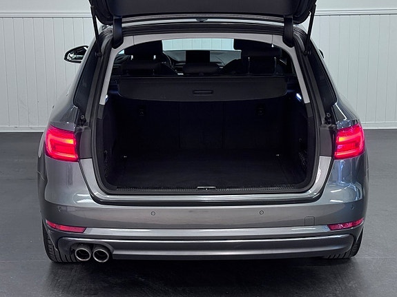 Audi A4 10 of 29