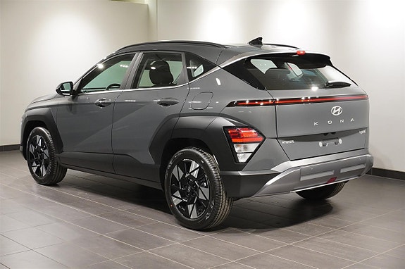 Hyundai Kona 3 of 5