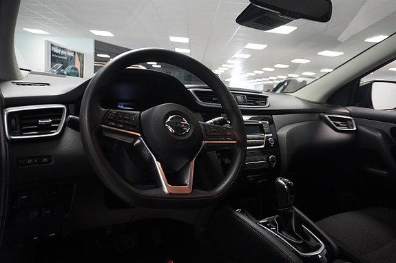 Nissan Qashqai 2 of 5