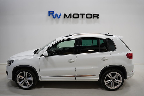 Volkswagen Tiguan 3 of 5