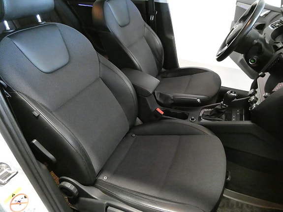 Skoda Octavia 14 of 22