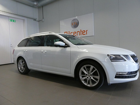 Skoda Octavia 2 of 5