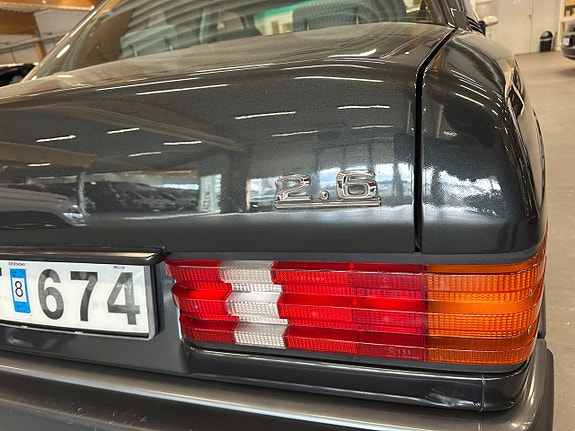 Mercedes-Benz 190 5 of 5