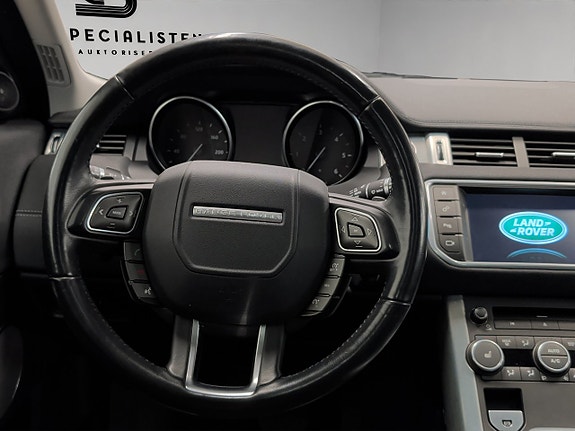 Land Rover Range Rover Evoque 17 of 28