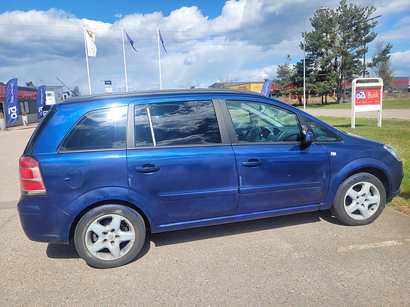 Opel Zafira 5 of 5