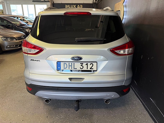 Ford Kuga 7 of 23