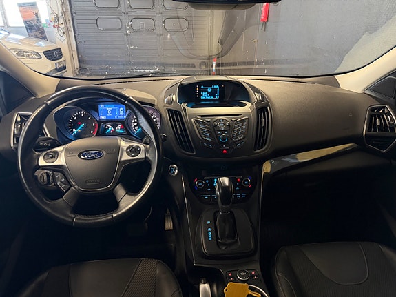 Ford Kuga 16 of 23