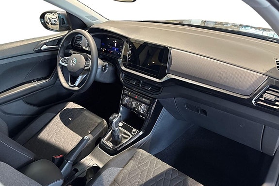 Volkswagen T-Cross 14 of 22