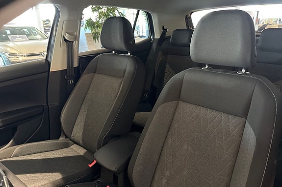 Volkswagen T-Cross 15 of 22