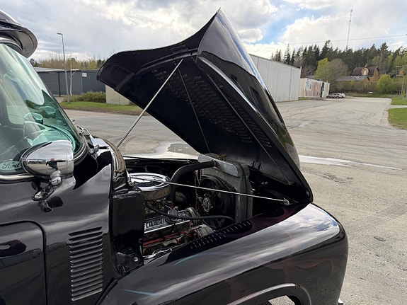 Ford F-100 16 of 18