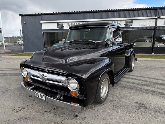 Ford F-100