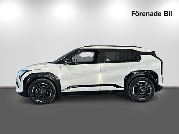 Kia EV3 4 of 5