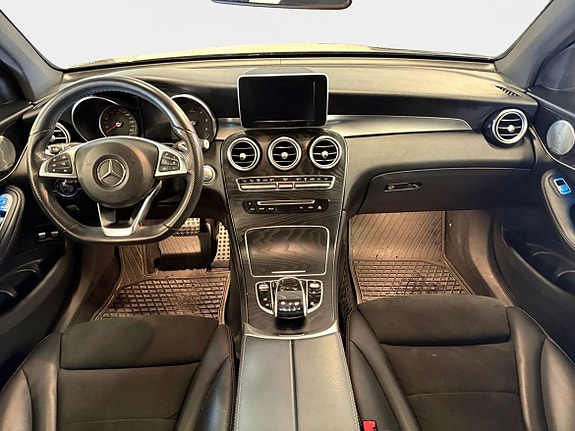 Mercedes-Benz GLC220 d 8 of 17