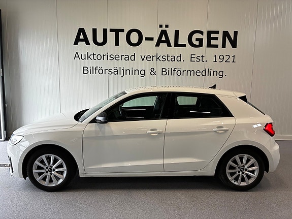 Audi A1 3 of 5