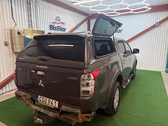 Mitsubishi L200 7 of 16