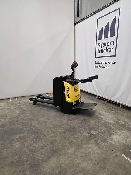 Hyster P2.0S 2 of 2