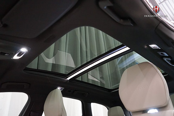 Volvo XC60 11 of 27