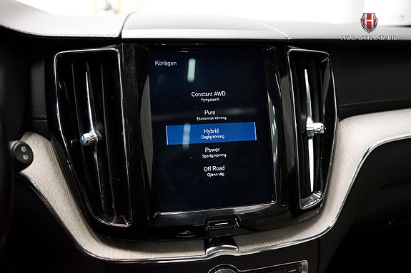 Volvo XC60 23 of 27