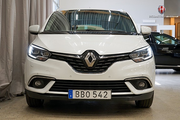 Renault Grand Scenic IV 5 of 5