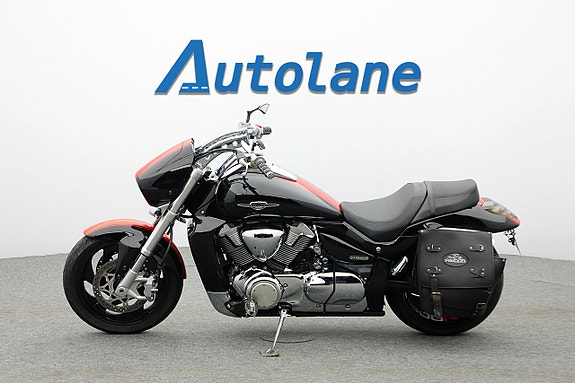 Suzuki VZR1800 Intruder *Nyservad 9 of 26