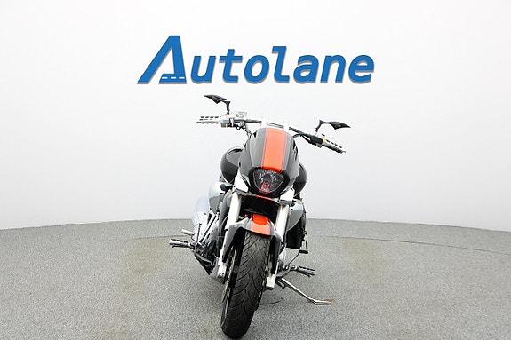 Suzuki VZR1800 Intruder *Nyservad 7 of 26