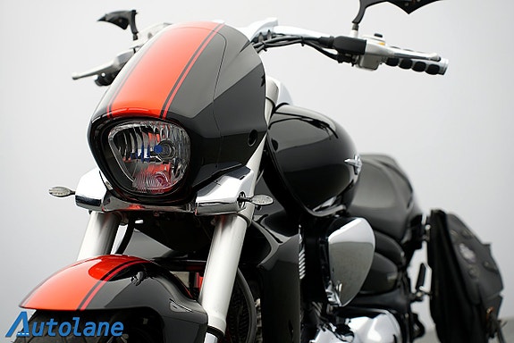 Suzuki VZR1800 Intruder *Nyservad 24 of 26