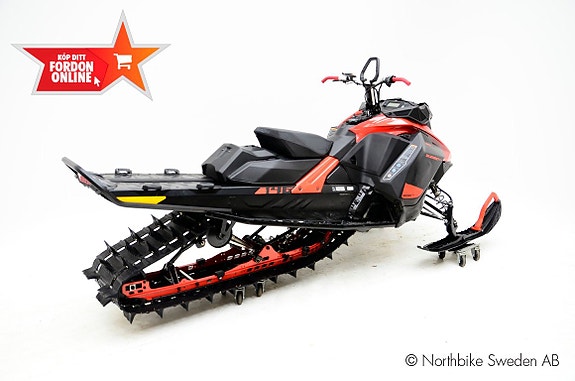 Ski-Doo Summit SP 146" 850 3 of 10