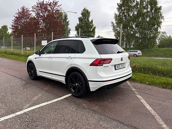 Volkswagen Tiguan 4 of 5