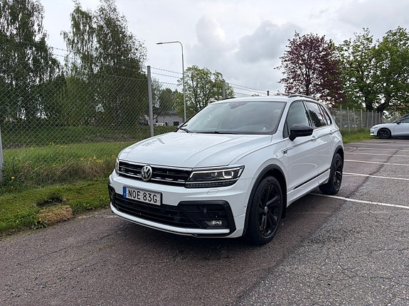 Volkswagen Tiguan 2 of 5