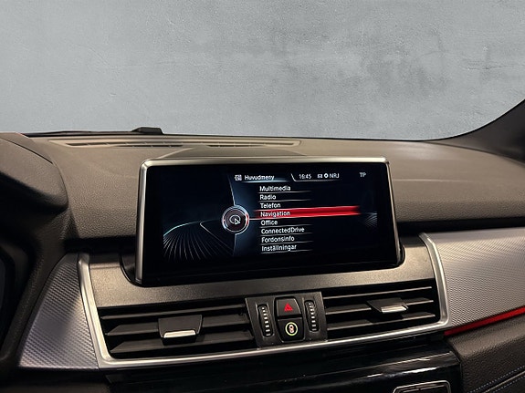 BMW 225xe 19 of 25