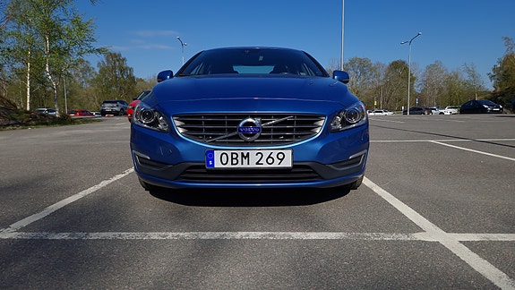 Volvo S60 9 of 12