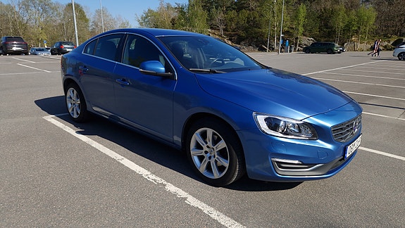 Volvo S60 8 of 12