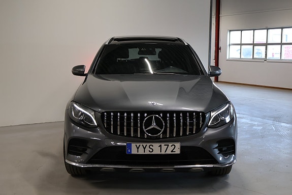 Mercedes-Benz GLC220 d 2 of 5