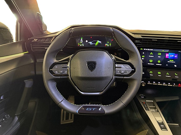 Peugeot 408 10 of 16