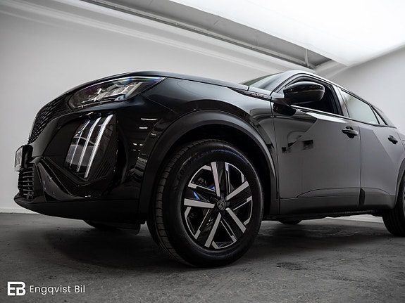 Peugeot 2008 4 of 5