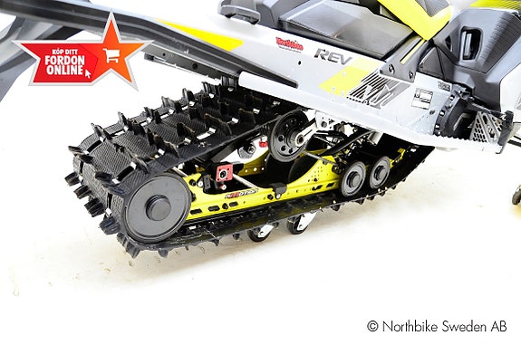 Ski-Doo MXZ XRS 850 5 of 10