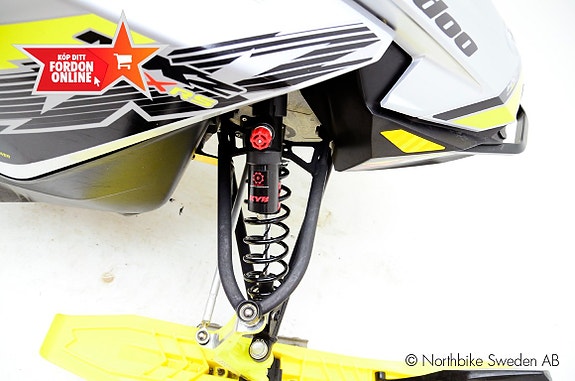 Ski-Doo MXZ XRS 850 6 of 10