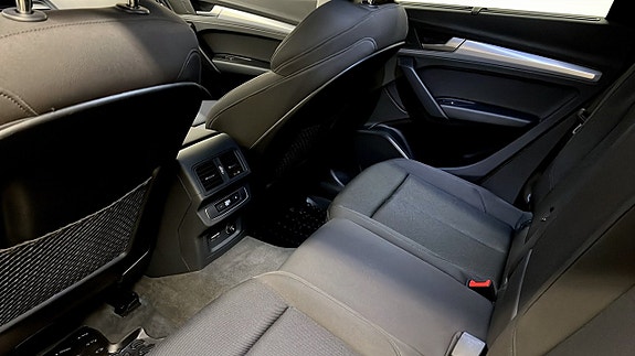 Audi Q5 11 of 25